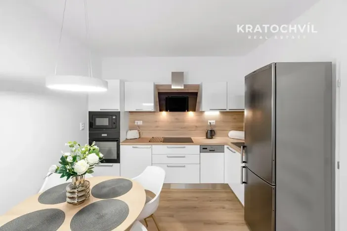 Pronájem bytu 2+kk, Vestec, U Strouhy, 41 m2