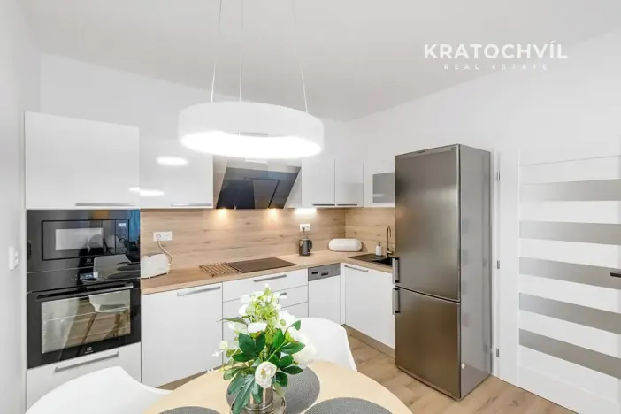 Pronájem bytu 2+kk, Vestec, U Strouhy, 41 m2