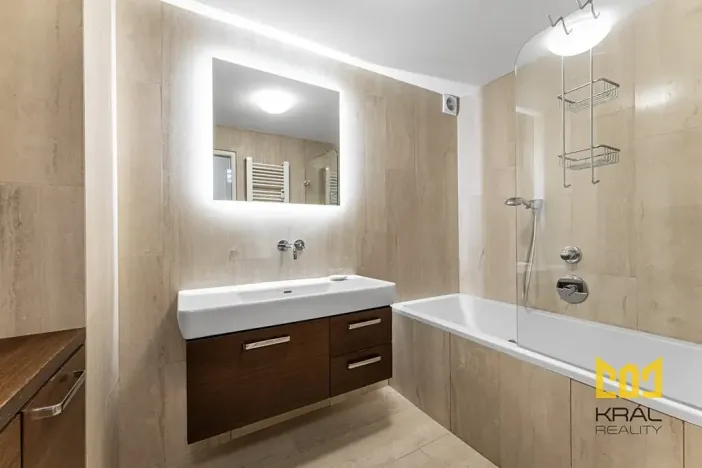 Pronájem bytu 3+kk, Praha - Holešovice, Milady Horákové, 111 m2