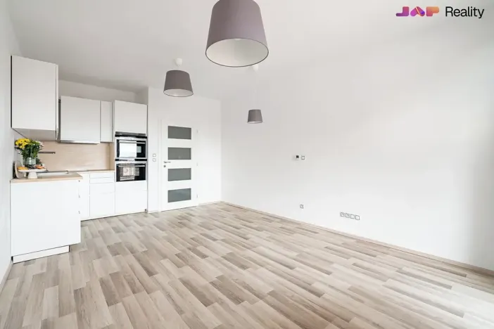 Prodej bytu 2+kk, Moravany, Višňová, 50 m2