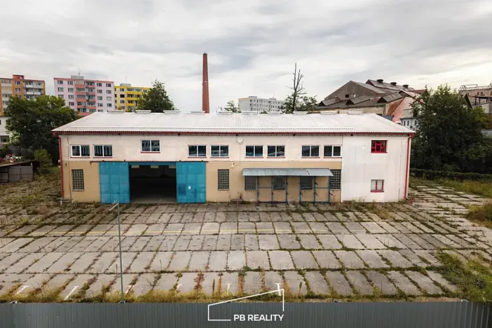 Prodej výrobních prostor, Olomouc, 755 m2