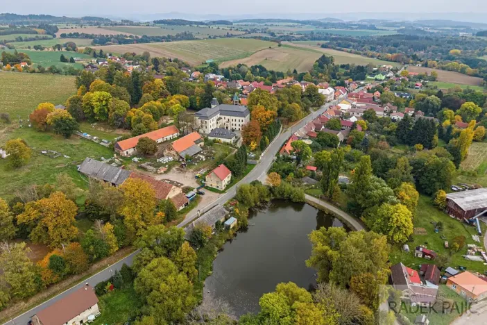 Prodej rodinného domu, Neustupov, 1127 m2