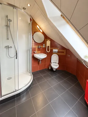 Pronájem bytu 3+1, Praha - Smíchov, Radlická, 134 m2
