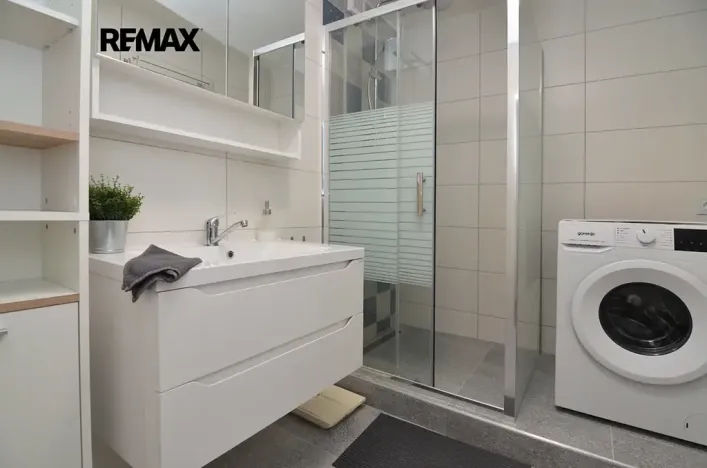 Pronájem bytu 3+1, Praha - Hlubočepy, Pražského, 72 m2