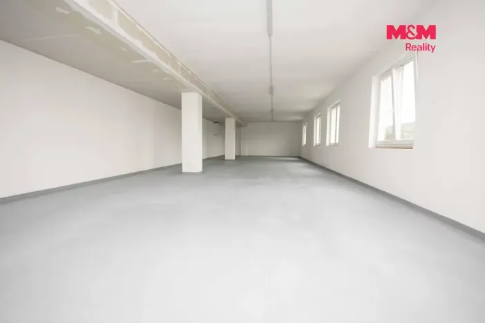 Pronájem skladu, Radošovice, 129 m2
