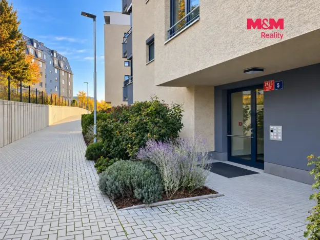 Pronájem bytu 1+kk, Praha - Chodov, Drahňovická, 32 m2