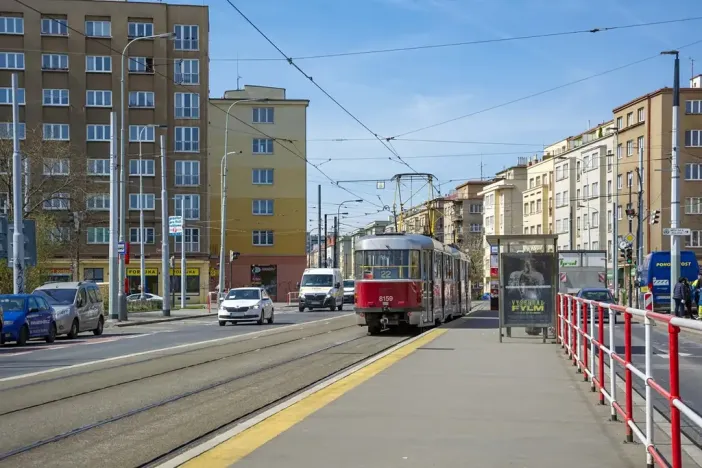 Prodej obchodního prostoru, Praha - Vršovice, Kubánské náměstí, 112 m2