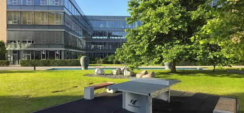 Pronájem kanceláře, Praha, 2540 m2
