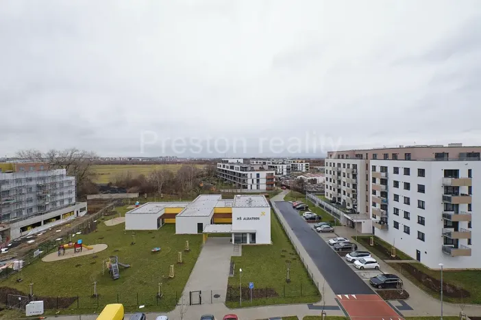Pronájem bytu 4+kk, Praha - Kbely, Sedlářova, 91 m2