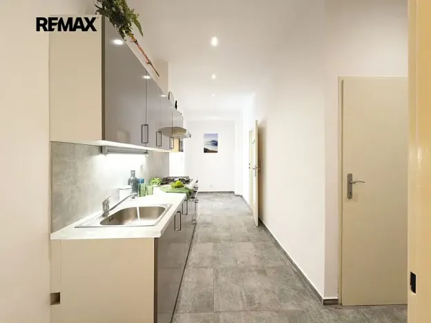 Prodej bytu 2+kk, Praha - Nusle, Kloboučnická, 52 m2