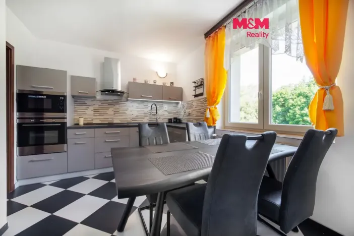 Prodej rodinného domu, Lichkov, 300 m2