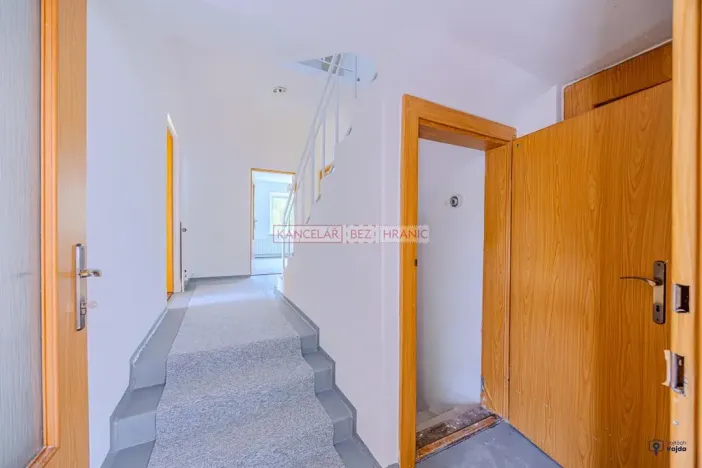 Prodej rodinného domu, Lukov, Za Humny, 376 m2