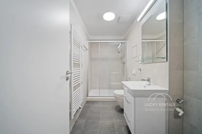 Pronájem bytu 1+kk, Praha - Chodov, Líbalova, 32 m2