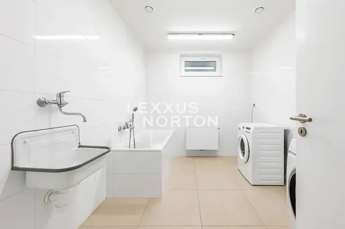 Pronájem rodinného domu, Praha - Břevnov, Anhaltova, 500 m2
