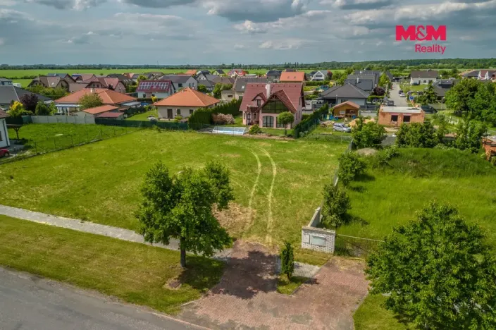Prodej pozemku pro bydlení, Pátek, 720 m2