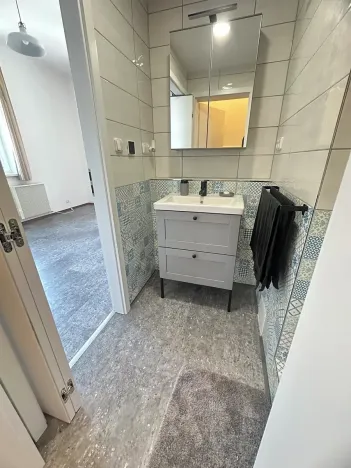 Pronájem bytu 2+kk, Liberec, Husitská, 40 m2