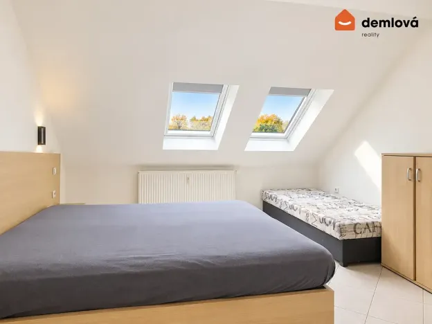 Pronájem bytu 1+1, Praha - Smíchov, 40 m2