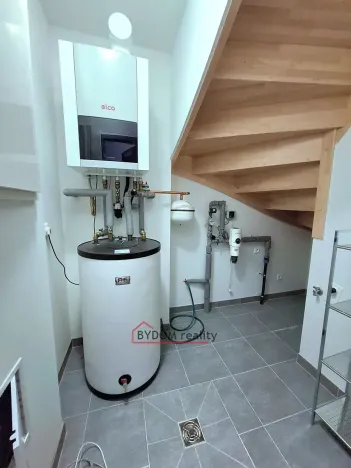 Prodej rodinného domu, Kladruby, Návětrná, 120 m2