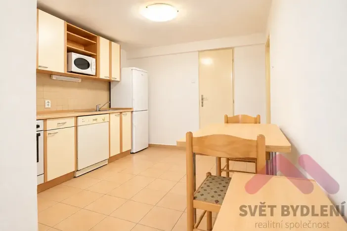 Pronájem bytu 2+kk, Praha - Nusle, Na Pankráci, 56 m2