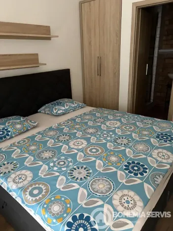 Prodej ubytování, Hradec Králové, Všehrdova, 260 m2