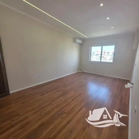 Prodej bytu 2+kk, Drač, Albánie, 76 m2