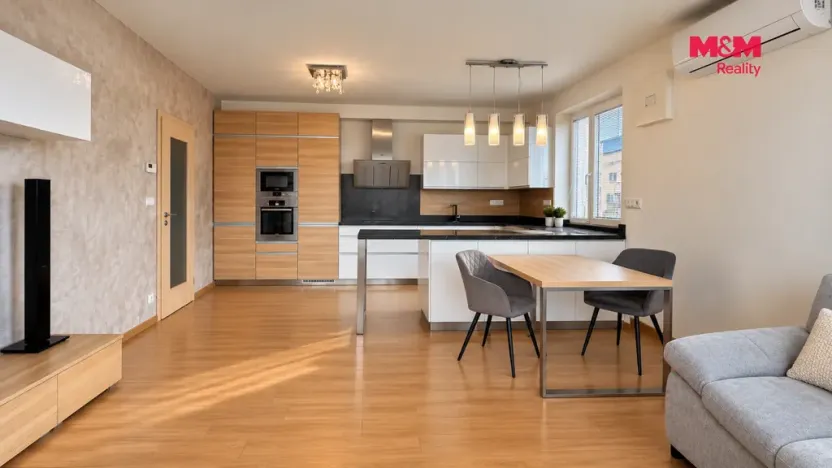 Pronájem bytu 4+kk, Olomouc - Hodolany, Nezvalova, 117 m2