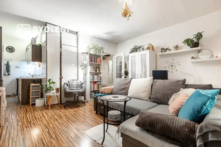 Prodej bytu 1+kk, Teplice, Unčínská, 31 m2