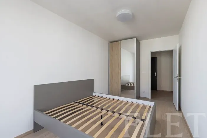 Pronájem bytu 2+kk, Praha - Řeporyje, Haenkeho, 47 m2