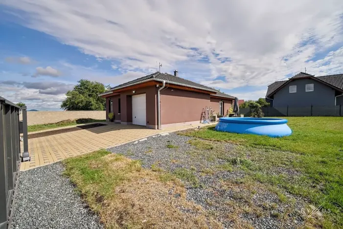 Pronájem rodinného domu, Postřižín, Lišková, 150 m2