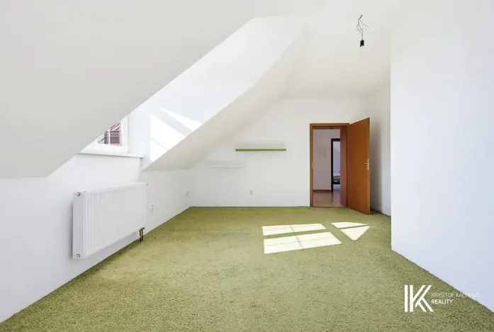Prodej ubytování, Hrochův Týnec, 356 m2