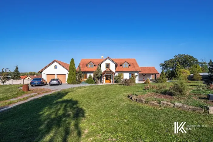 Prodej ubytování, Hrochův Týnec, 356 m2