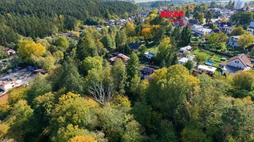Prodej louky, Bělá pod Bezdězem, 1457 m2