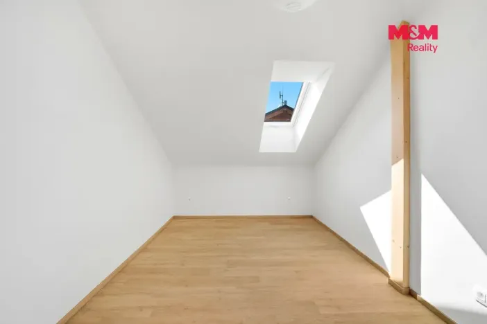 Prodej rodinného domu, Chocerady, 142 m2