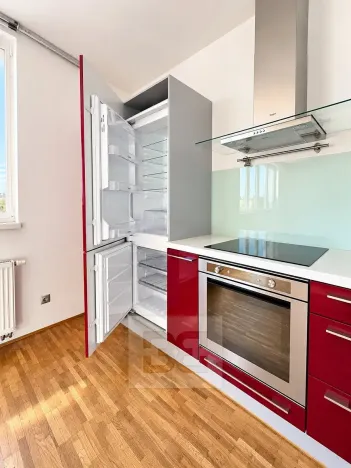 Pronájem bytu 1+kk, Praha - Nové Město, Na výtoni, 41 m2