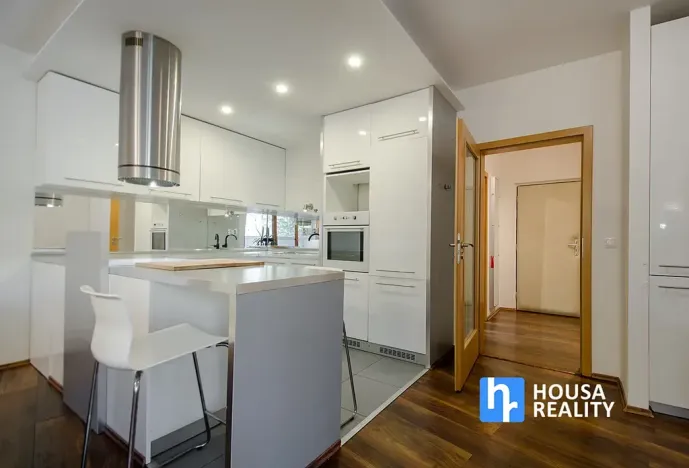 Pronájem bytu 2+kk, Praha - Prosek, Litoměřická, 68 m2