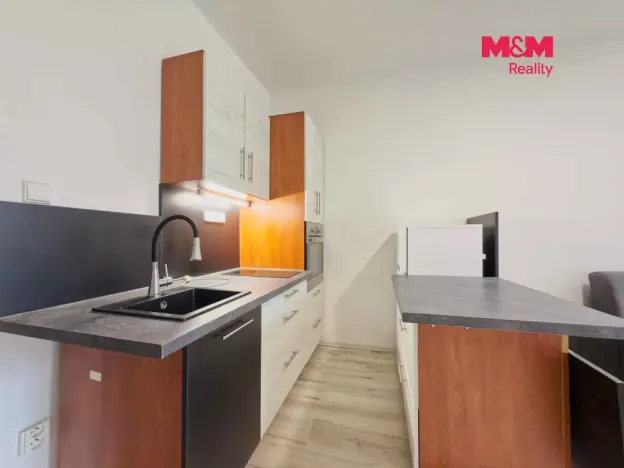 Pronájem bytu 2+kk, Karviná - Nové Město, Havířská, 35 m2