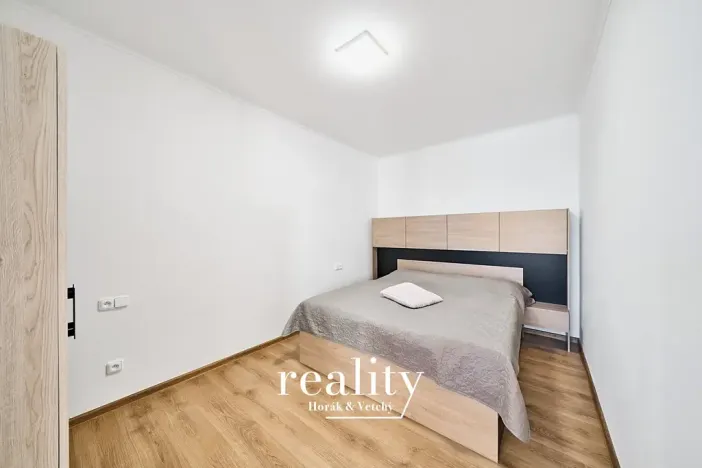 Pronájem bytu 2+kk, Znojmo, Kosmákova, 62 m2