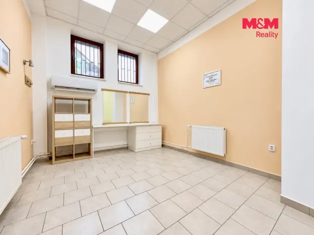 Pronájem obchodního prostoru, Uničov, Dukelská, 51 m2