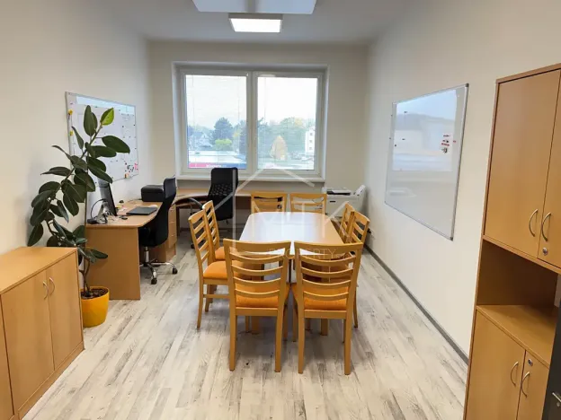 Pronájem kanceláře, Frýdek-Místek, Tržní, 22 m2