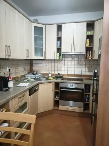 Pronájem bytu 2+kk, Praha, Hornoměcholupská, 58 m2
