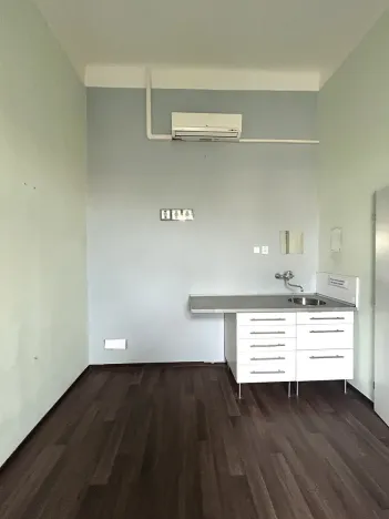 Pronájem obchodního prostoru, Praha - Nové Město, Sokolská, 21 m2