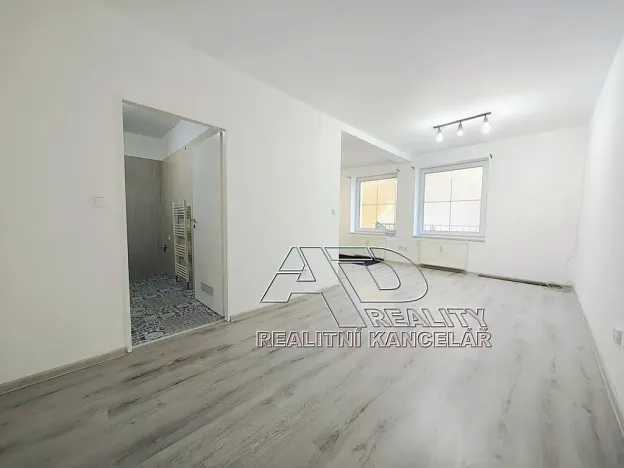 Prodej bytu 1+kk, České Budějovice, E. Beneše, 34 m2