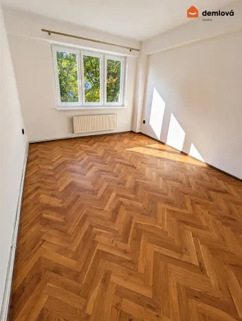 Pronájem bytu 3+1, Praha - Vršovice, Amurská, 72 m2