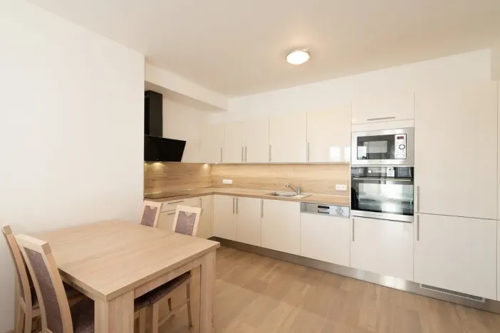 Pronájem bytu 2+kk, Praha - Hlubočepy, Hugo Haase, 57 m2