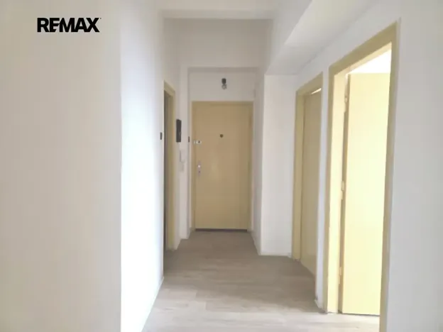 Pronájem bytu 3+1, Praha - Čakovice, Radbuzská, 85 m2