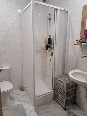Pronájem bytu 2+kk, Hradec Králové, Buzulucká, 54 m2