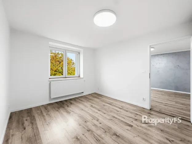 Pronájem bytu 2+1, Kladno, Petrohradská, 54 m2