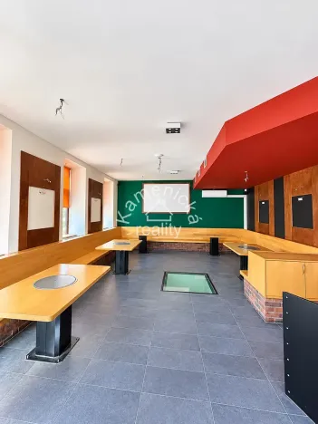 Prodej restaurace, České Budějovice, Na Sadech, 260 m2