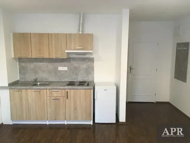 Pronájem bytu 1+kk, Uherský Brod, Hradišťská, 28 m2