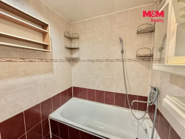 Prodej bytu 3+1, Libochovice, Revoluční, 71 m2